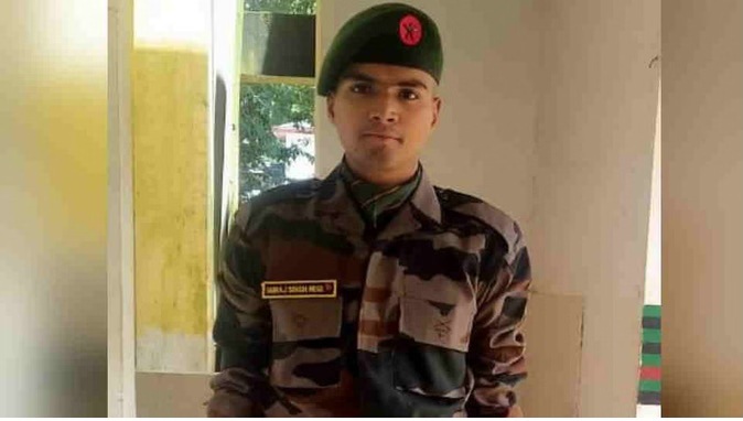 ब्रेकिंग न्यूज: उत्तराखंड का सपूत सूरज सिंह नेगी देश की रक्षा में हुआ शहीद, आज़ कोटद्वार पहुंचेगा पार्थिव शरीर