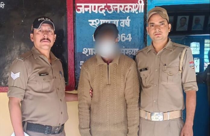शिकंजा: स्मैक के मुख्य डीलर मुस्कान को पुलिस ने किया गिरफ्तार
