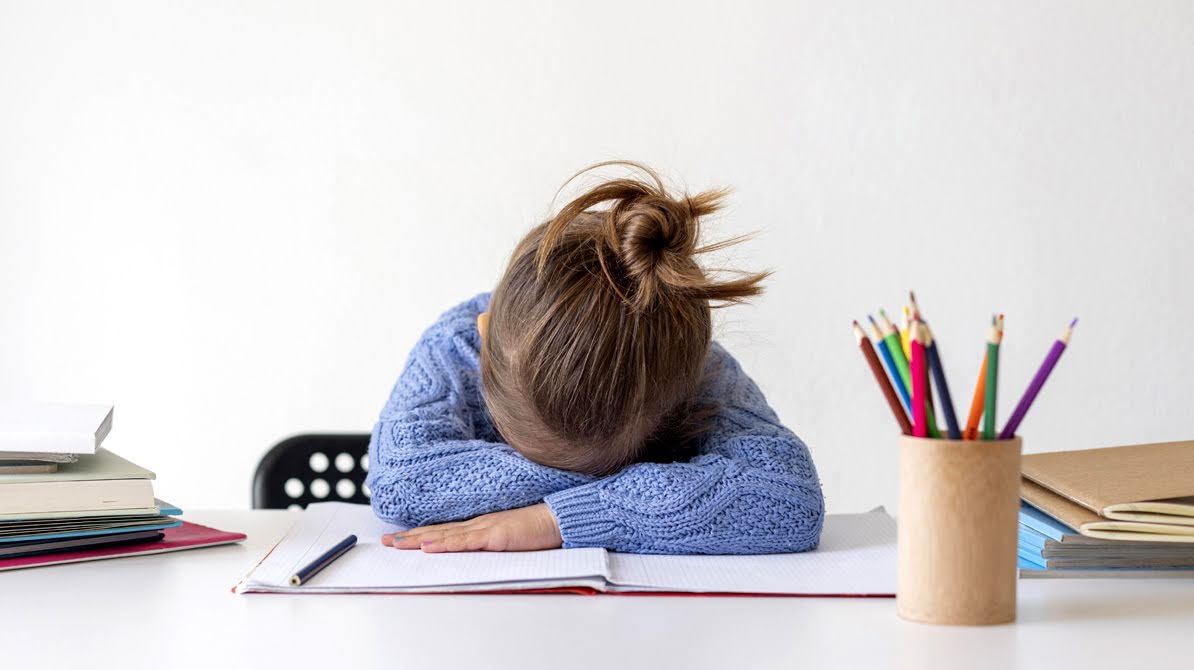 पठन-पाठन: पढ़ाई के दौरान नहीं लगेगी झपकी, बच्चों के दिनचर्या में शामिल करें ये आदतें