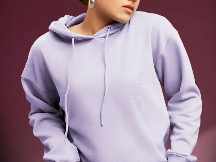 पहनावा: सर्दियों में क्राप हुडी पहनकर आप दिखेंगी सुंदर, इन तरीकों से की जा सकती है स्टाइल