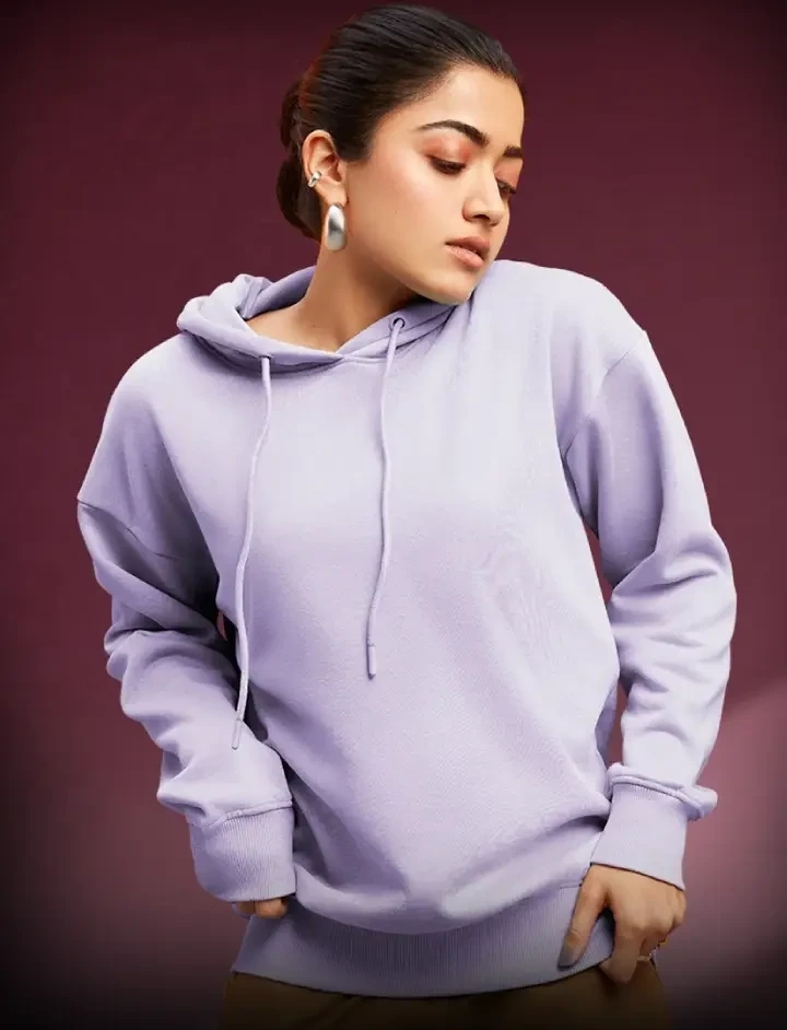 पहनावा: सर्दियों में क्राप हुडी पहनकर आप दिखेंगी सुंदर, इन तरीकों से की जा सकती है स्टाइल