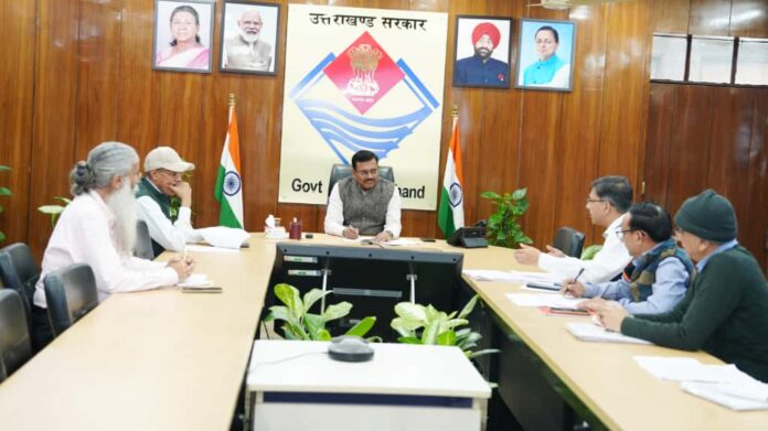 राज-काज: मुख्यमंत्री की घोषणाओं की प्रोएक्टिव निगरानी करें अधिकारी, मुख्य सचिव ने दिए निर्देश