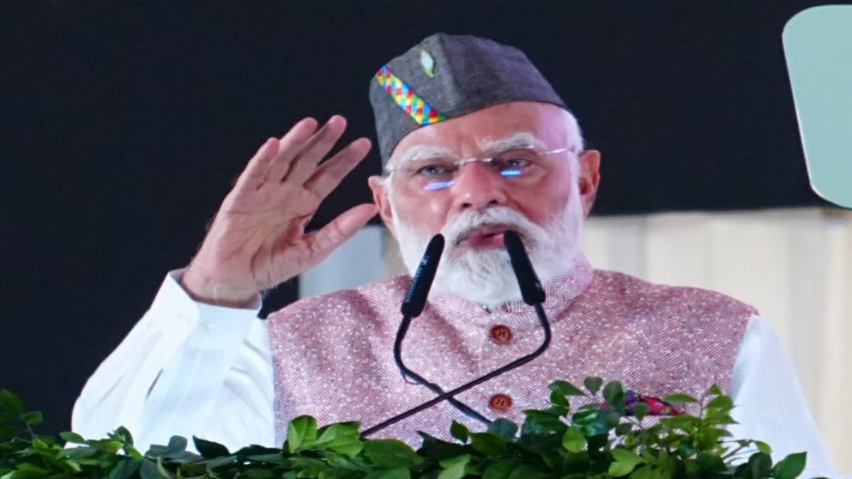 दुनियां की अध्यात्मिक राजधानी बन सकता है उत्तराखण्डः पीएम मोदी