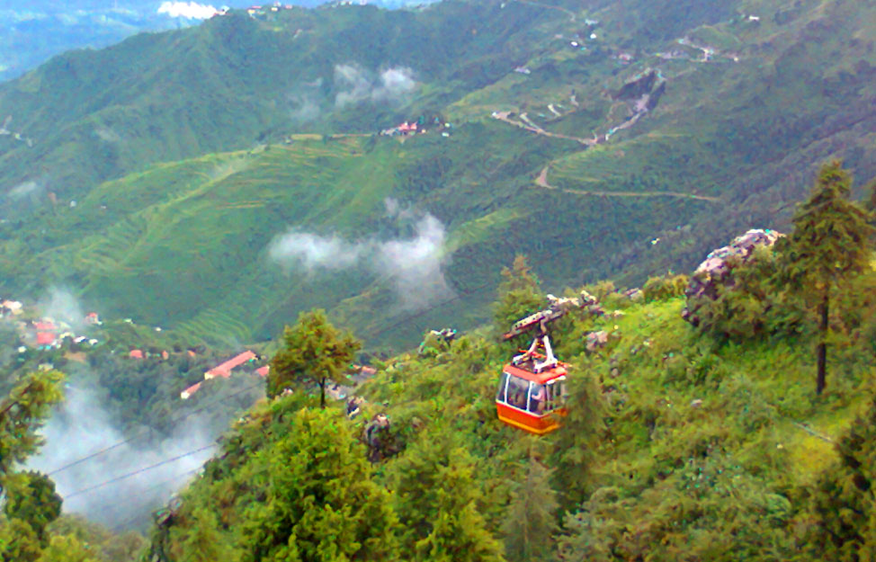 मौसम: शीत लहर की चपेट में उत्तराखंड के पहाड़ी क्षेत्र, बदरीनाथ-केदारनाथ में तापमान शून्य से नीचे