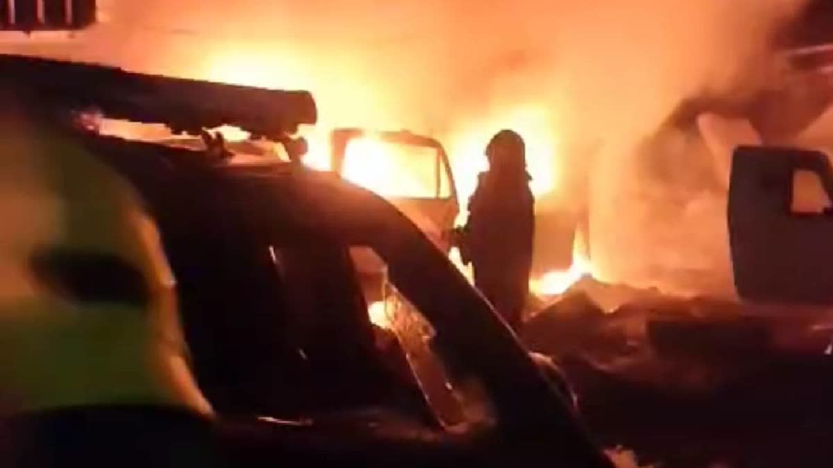 बड़ी ख़बर: श्रीनगर के नौगाम पुलिस स्टेशन में धमाका, 9 की मौत, 27 लोग घायल