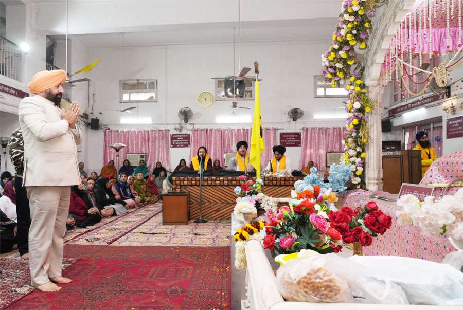 गुरु गोबिंद सिंह ने दिया पूरे विश्व को प्रेम, समानता का संदेश