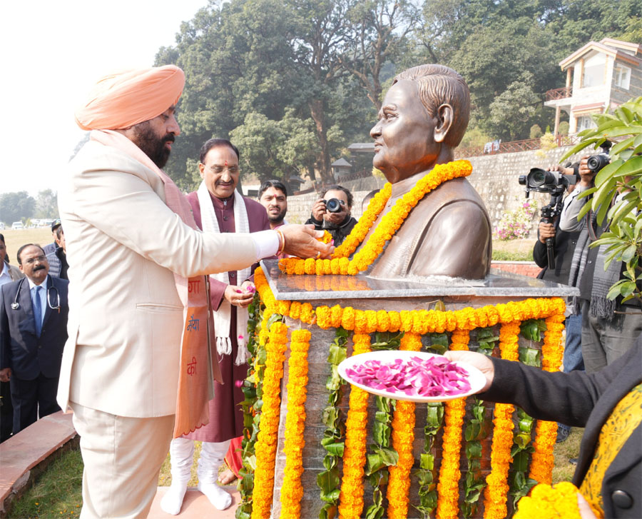अटल बिहारी वाजपेयी का जीवन सेवा, सुशासन और राष्ट्र निर्माण को रहा समर्पित : राज्यपाल