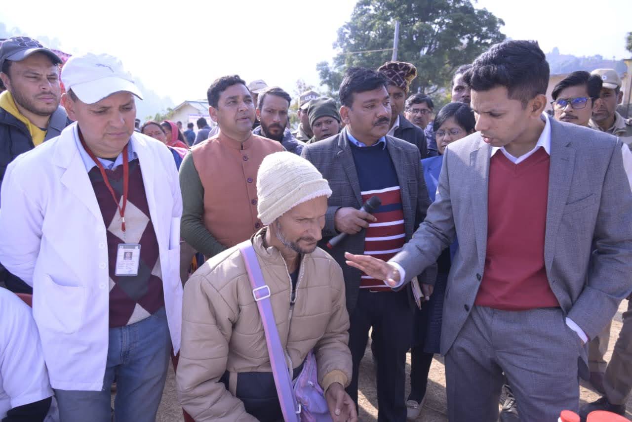 सुविधा: ‘प्रशासन गांव की ओर’ अभियान के तहत नौगांव और बासोट में बहुउद्देशीय शिविर आयोजित