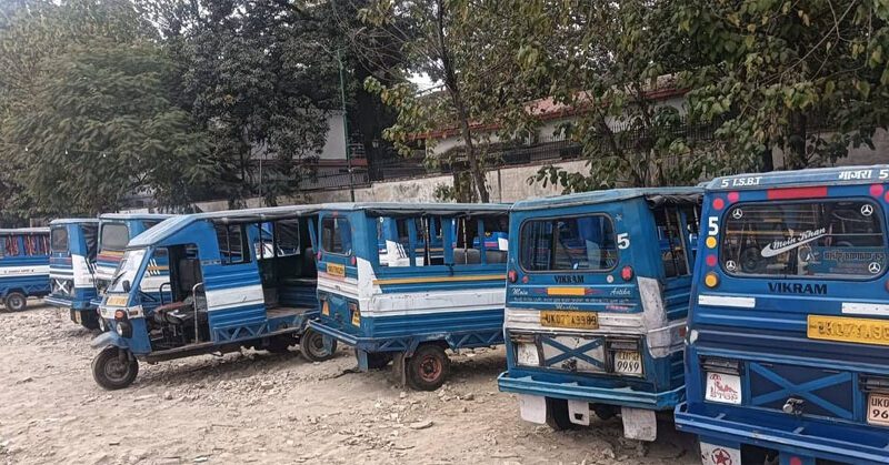 बग़ावत: देहरादून में विक्रम संचालकों ने शुरू की हड़ताल