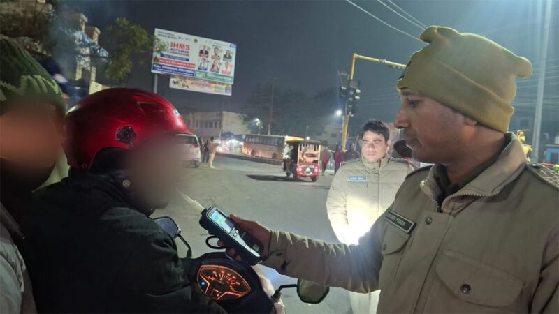 शराब के नशे में चल रहे 05 चालक गिरफ्तार, वाहन सीज