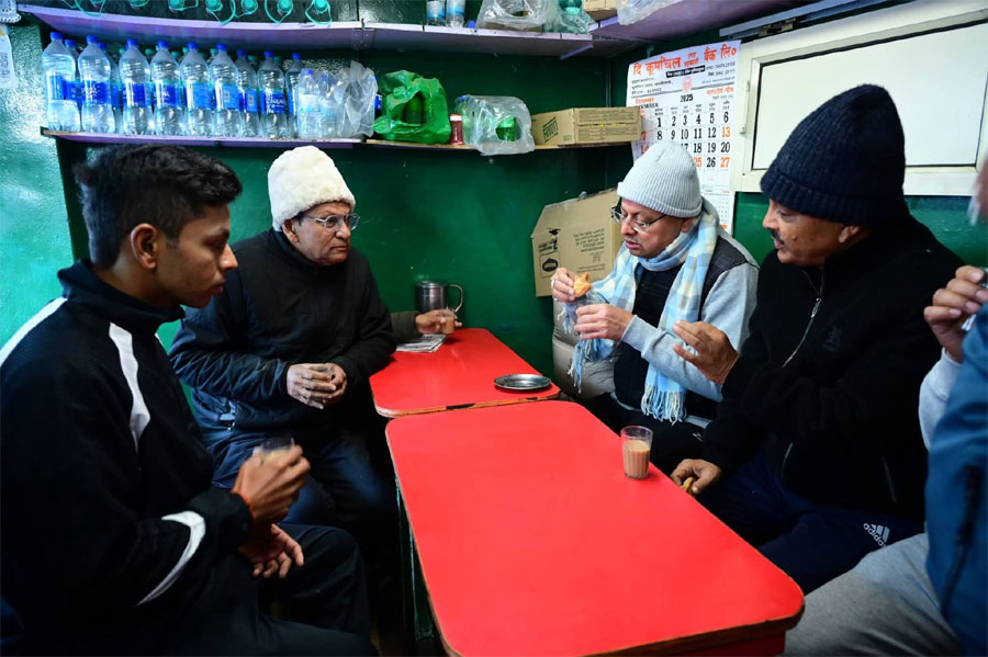 सीएम ने लिया “जन-जन की सरकार, जन-जन के द्वार” अभियान का फीडबैक