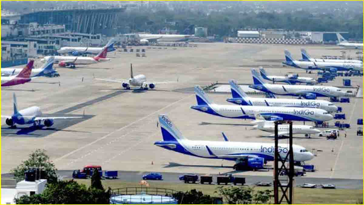 व्यवधान: दिल्ली एयरपोर्ट की 129 उड़ानें कोहरे ने कीं रद्द, 32 ट्रेनें लेट; यात्रियों के लिए एडवाइजरी जारी