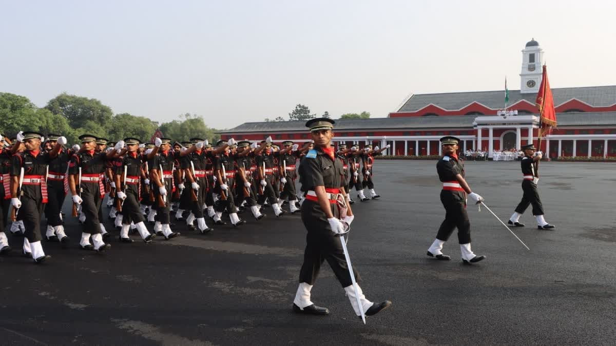 जयहिंद: सेना प्रमुख जनरल उपेंद्र द्विवेदी ने किया भारतीय सैन्य अकादमी में 157वीं पासिंग आउट परेड का निरीक्षण