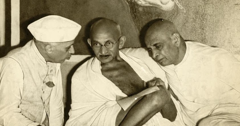 नज़रिया: नेहरू-गांधी परिवार के कांग्रेस के शीर्ष पर रहने तक भाजपा नेहरू विवाद को नहीं छोड़ने वाली