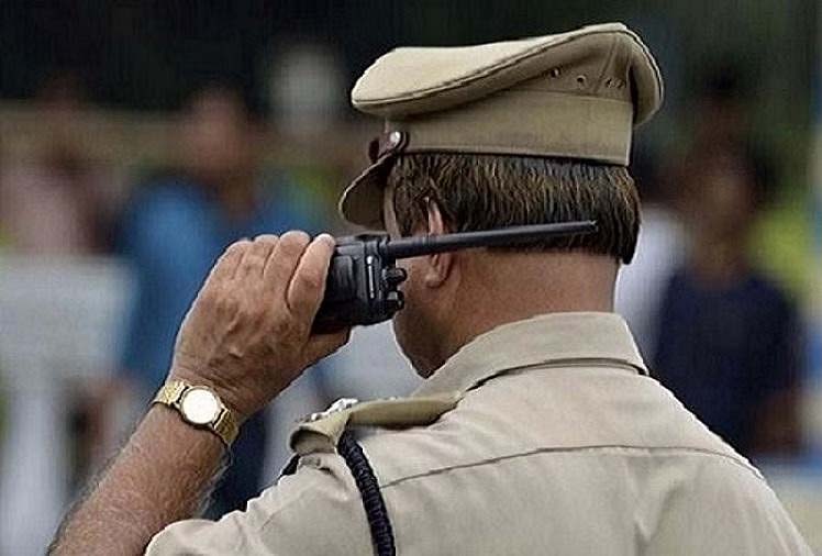 सनसनी: तालाब में अज्ञात व्यक्ति का शव मिलने से मचा हड़कंप, शिनाख्त के प्रयास जारी