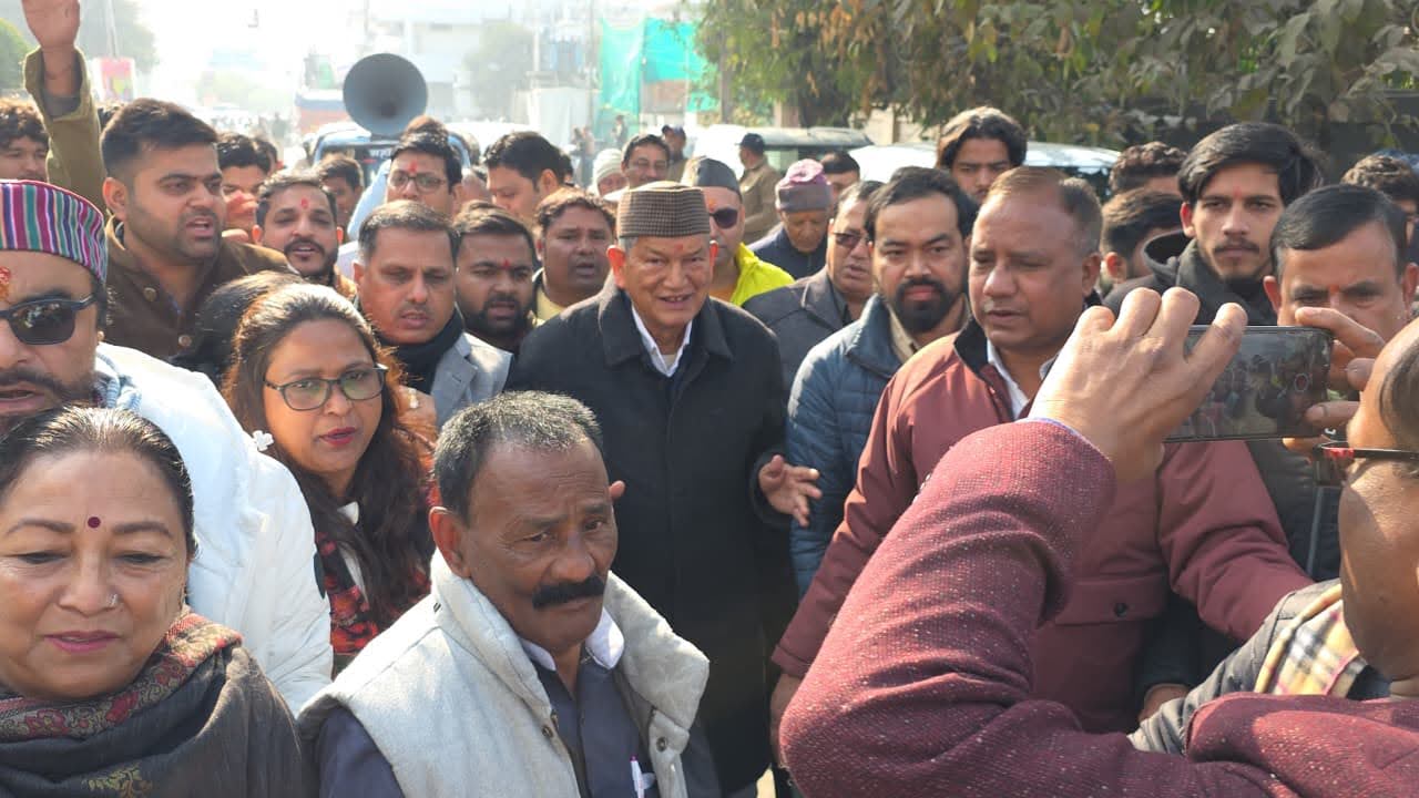 बड़ी ख़बर: अपने विरुद्ध किए जा रहे दुष्प्रचार पर प्रमाण मांगने भाजपा प्रदेश मुख्यालय पहुंच कर गरजे पूर्व मुख्यमंत्री हरीश रावत