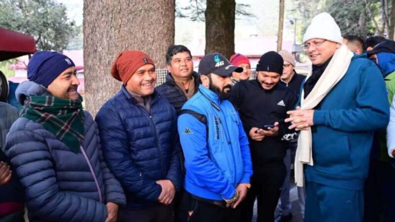 रूबरू: मॉर्निंग वॉक में जनता के बीच पहुंचकर धामी ने सुनीं समस्याएं, व्यवस्थाओं का लिया जायजा