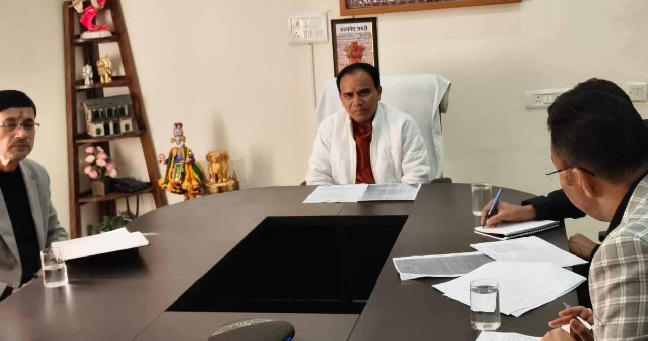 राज-काज: श्रीनगर-पौड़ी क्षेत्र में पर्यटन स्थलों के विकास को बनायी जाएगी ठोस कार्ययोजना