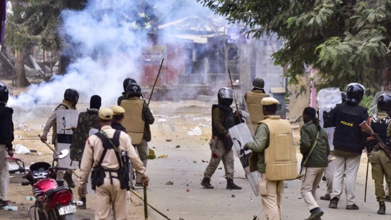 टकराव: असम में भड़की हिंसा में 2 लोगों की मौत और 45 अन्य घायल,मुख्यमंत्री सरमा ने जारी किया बयान