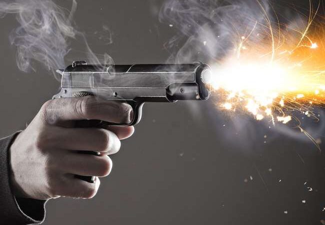 सनसनी: कनाडा में पंजाबी सिंगर वीर दविंदर के घर पर बदमाशों ने की फायरिंग, 4 करोड़ की मांगी फिरौती