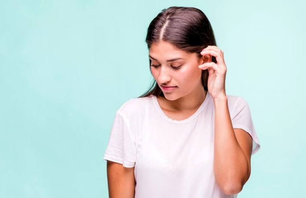 हैल्थ टिप्स: कान का रूखापन दूर करने के लिए इन 5 चीजों का करें इस्तेमाल