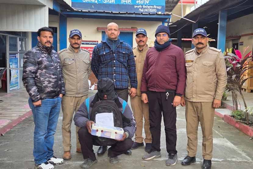 कामयाबी: तीन करोड़ रुपए से अधिक की हेरोइन के साथ STF के हत्थे चढ़ा नशा तस्कर,कब्जे से एक किलो 33 ग्राम हेरोइन की बरामद