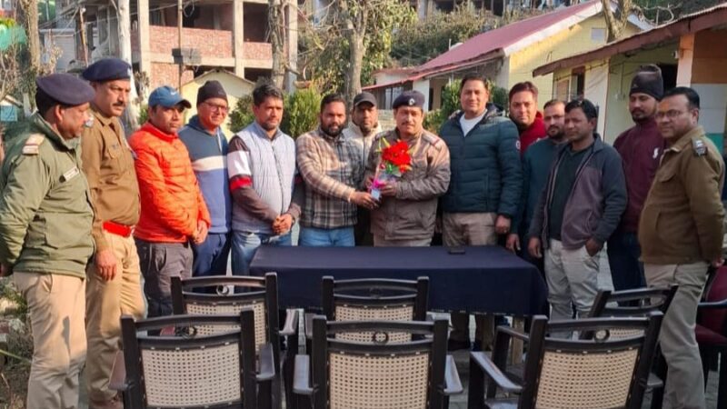 दायित्व: नवनियुक्त प्रभारी निरीक्षक मनोज सिंह नेगी ने संभाला कार्यभार, पुलिस बल के साथ की परिचयात्मक गोष्ठी