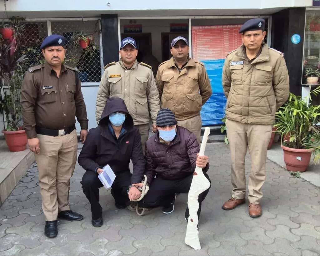 नितिन हत्याकांड: पुलिस ने आरोपी पार्षद और उसके बेटे को हथियारों समेत किया गिरफ्तार