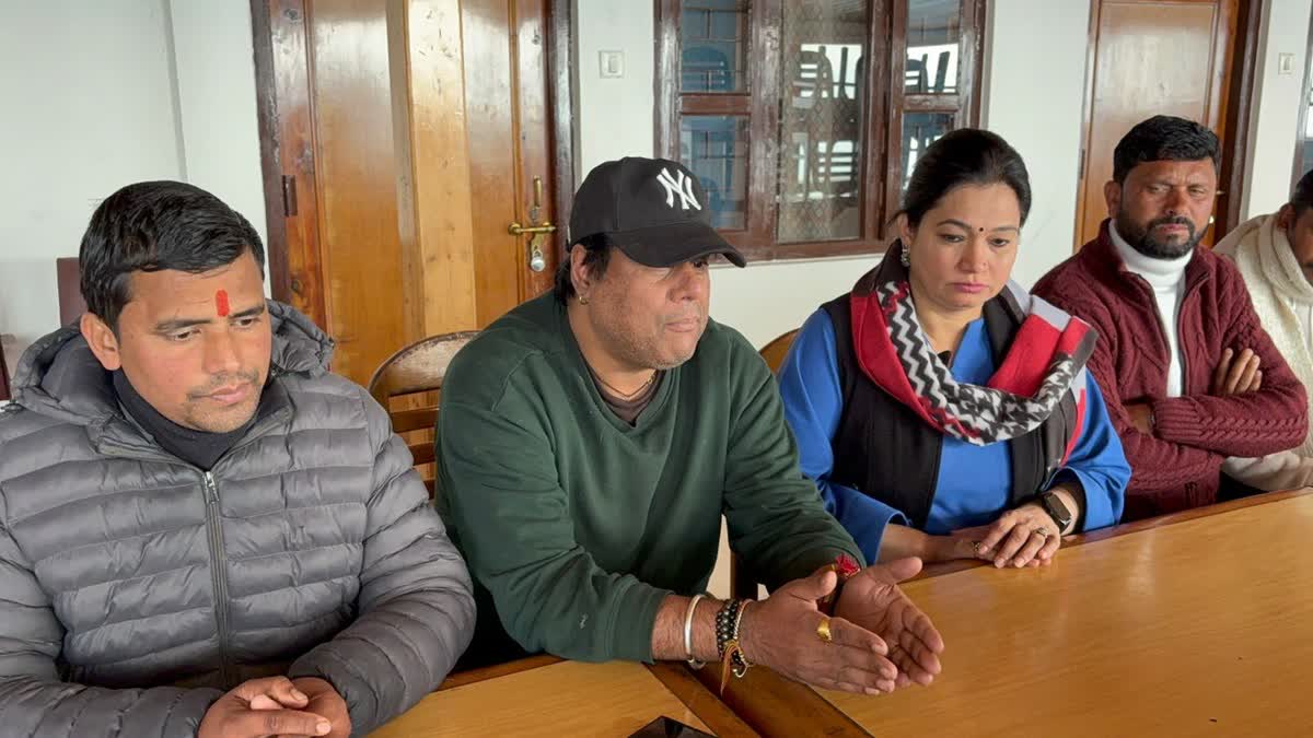 विरोध: कांग्रेस के निशाने पर आ गए कृषि मंत्री गणेश जोशी, घोटालों की सीबीआई जांच और बर्खास्तगी की उठाई मांग