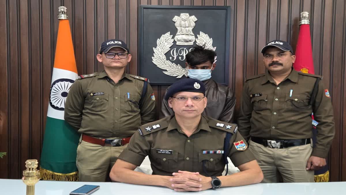 शिकंजा: पुलिस ने किया हनी ट्रैप गिरोह का पर्दाफाश; रईसजादों को फंसाते थे जाल में, हिस्ट्रीशीटर महिला समेत 3 गिरफ्तार