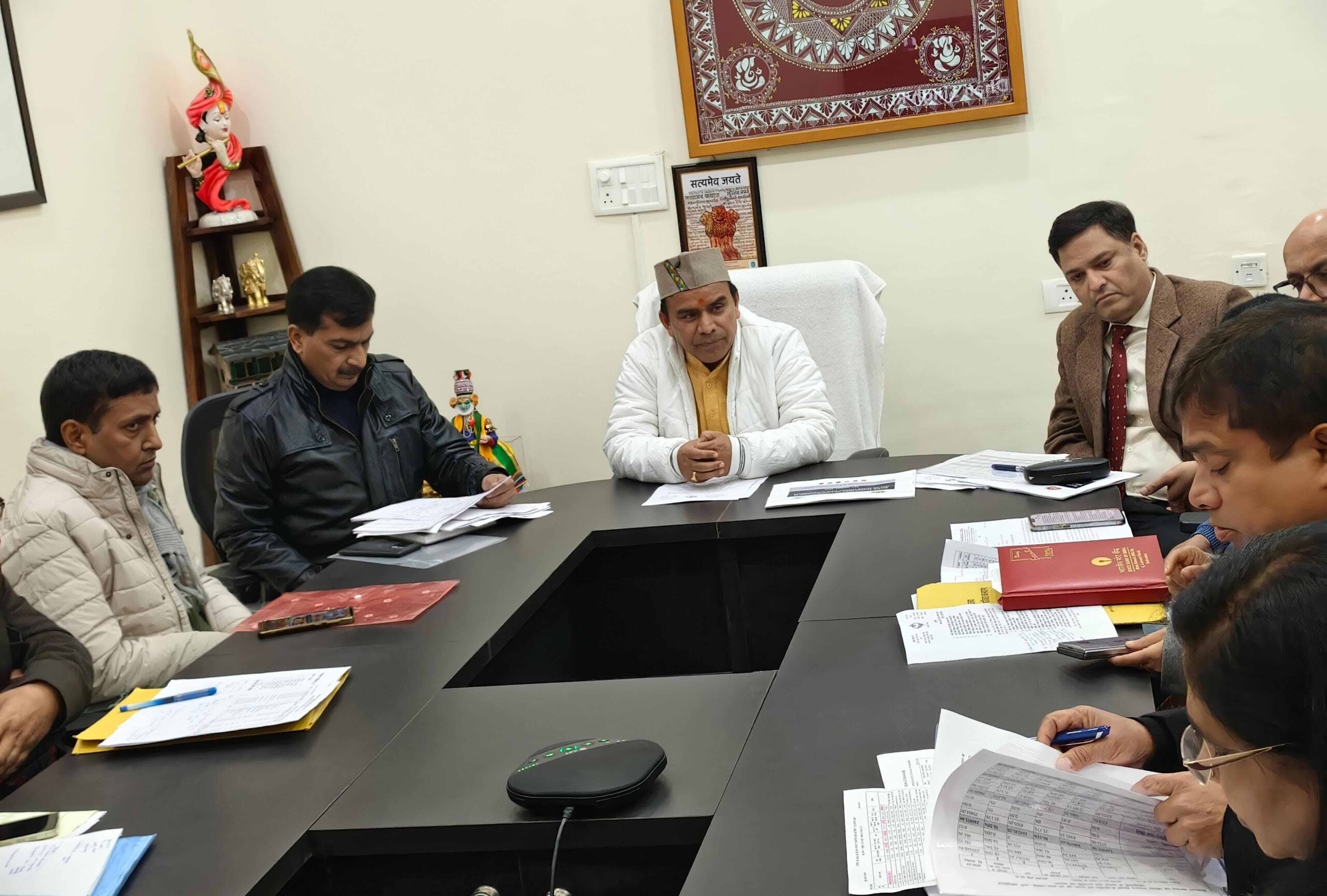 चार धाम यात्रा: श्रद्धालुओं की स्वास्थ्य सुविधाओं के लिए बनाया जाएगा चिकित्सकों का पृथक कैडर