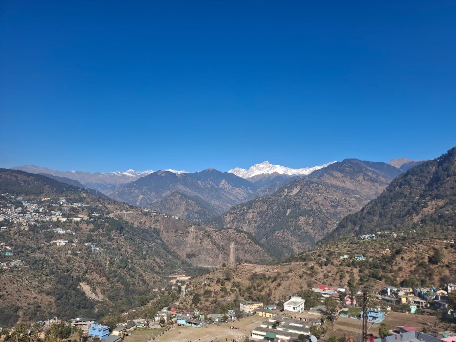चिंताजनक: जनवरी में बर्फ़ विहीन हिमालय, जलवायु परिवर्तन का खतरनाक अलार्म