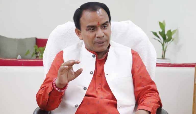 राहत: दून व रुद्रपुर मेडिकल कॉलेज को मिले एक दर्जन विशेषज्ञ चिकित्सक