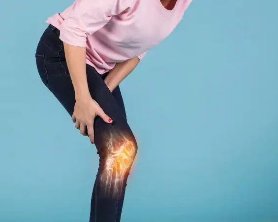 घरेलू नुस्खे: जोड़ों के दर्द को कम करने में मदद कर सकती हैं ये 5 जड़ी बूटियां