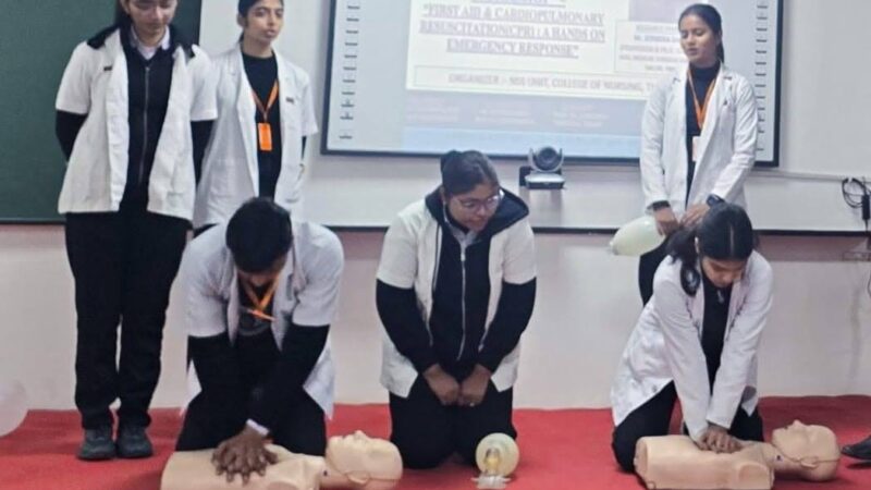 टीएमयू: नर्सिंग छात्रों को हार्ट अटैक में बचाव की दी गई सीपीआर की ट्रेनिंग