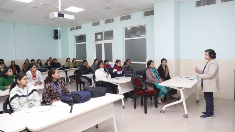 एम्स: मनुष्य में पशुओं से फैलने वाली बीमारियों और वायरल रोग जनकों की पहिचान विषय पर कार्यशाला का आयोजन 