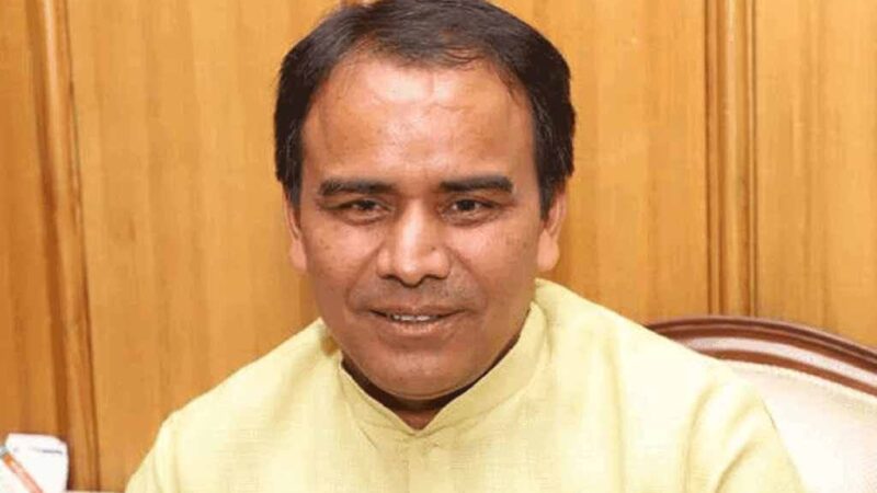 राज-काज:  17 लाख से अधिक लाभार्थियों ने उठाया आयुष्मान योजना का लाभ; स्वास्थ्य मंत्री डॉ. धन सिंह रावत ने गिनाईं उपलब्धियां