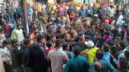 विवाद: कोटद्वार मामले में राजनीतिक प्रतिक्रिया तेज, सुरक्षा एजेंसियां सतर्क, सुरक्षा व्यवस्था को लेकर प्रशासन ने बढ़ाई चौकसी