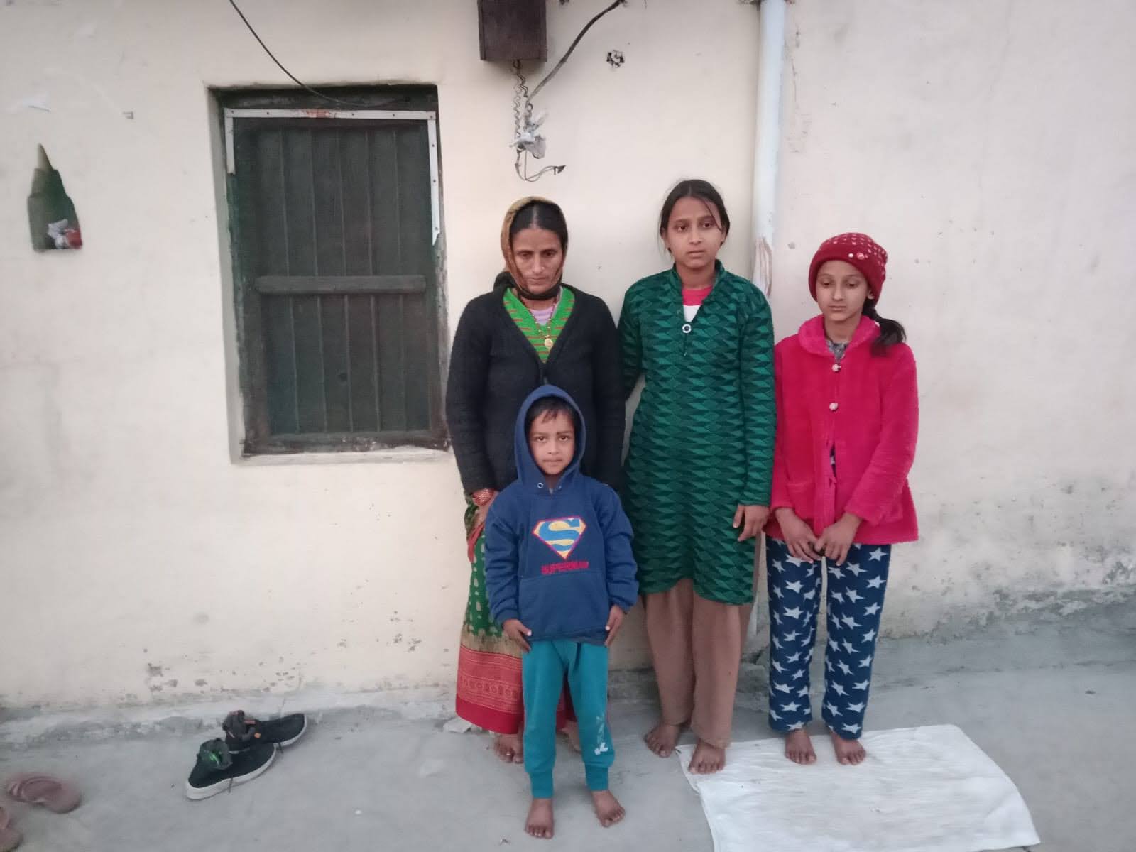 दयनीय: इकलौते कमाऊ सदस्य के आकस्मिक निधन से परिवार पर टूटा दुखों का पहाड़; आर्थिक मदद की दरकार