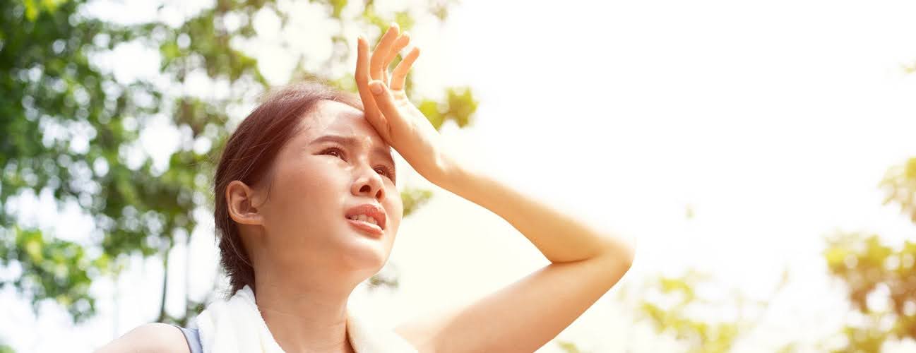 हैल्थ टिप्स: गर्मियों में हीट स्ट्रोक से सुरक्षित रहने के लिए अपनाएं ये 5 तरीके