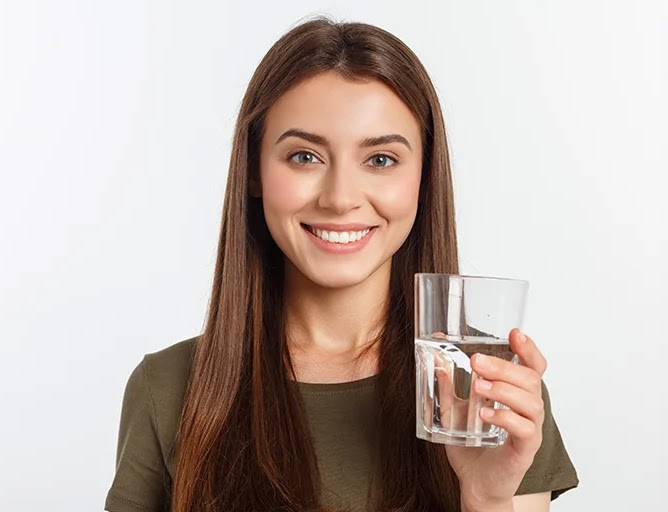 हैल्थ टिप्स: किडनी को डैमेज होने बचाना है तो जान लें रोजाना कितने लीटर पानी पीना चाहिए?