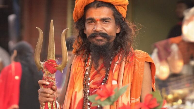 निर्णय: अर्धकुंभ में साधुओं को आईडी और आधार कार्ड दिखाना होगा अनिवार्य, अखाड़ा परिषद ने किया ऐलान