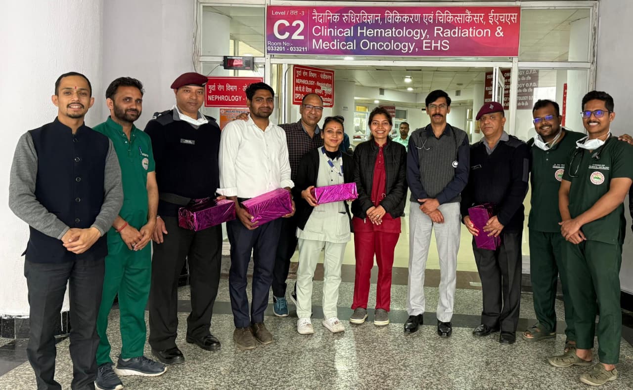 एम्स: उत्कृष्ट कार्य करने वालों को विशेष सम्मान से नवाजा, कैंसर चिकित्सा विभाग में हुआ आयोजन