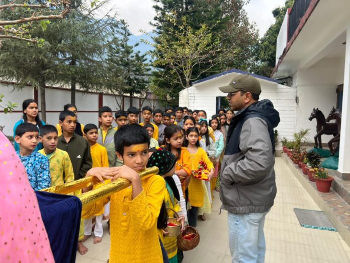 फूलदेईः  परंपरा और संस्कृति के पुनरुद्धार का सामूहिक प्रयास