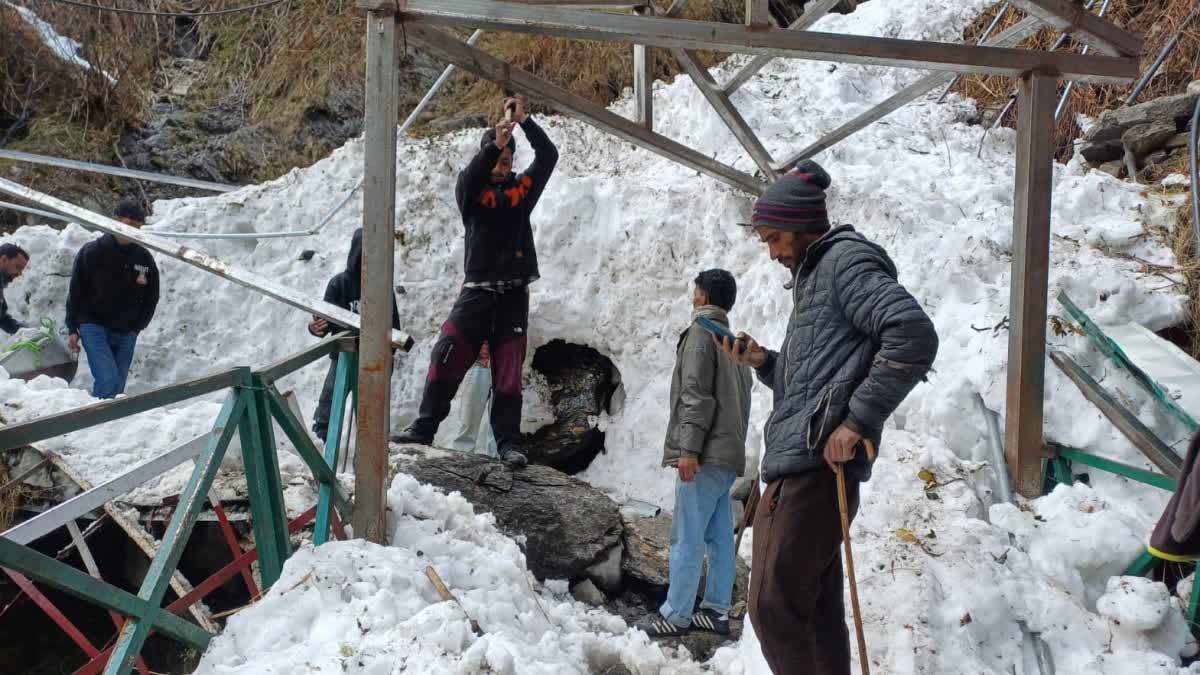यमुनोत्री धाम यात्रा:  पैदल मार्ग को किया जा रहा दुरुस्त, बढ़ाई मजदूरों की संख्या