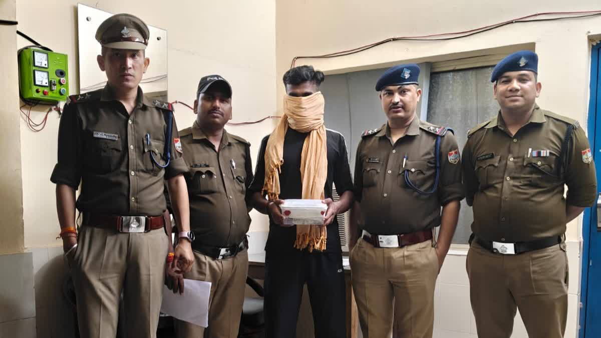 अवैध तमंचा और जिंदा कारतूस के साथ एक गिरफ्तार