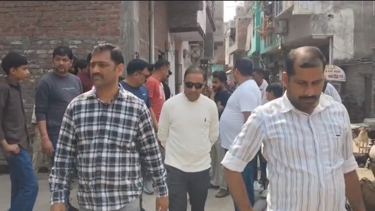 एक्शन: पुलिस पर हमला करने वाले नाजिम के घर पर चलेगा बुलडोजर, नगर निगम ने थमाया नोटिस