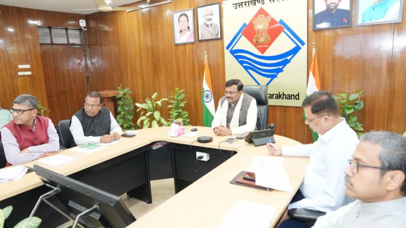 राज-काज: दुर्गम क्षेत्रों में फाइबर केबल एवं वाईफाई के माध्यम से कनेक्टिविटी उपलब्ध कराए जाने के निर्देश