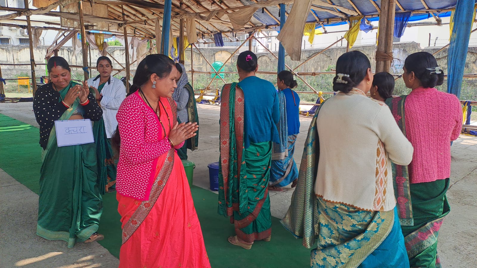 नाटक के माध्यम से स्वच्छता का संदेश, गीले-सूखे कूड़े को अलग रखने की अपील