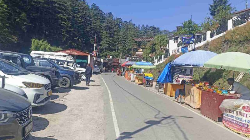 दुश्वारियां : जागेश्वर धाम में बढ़ता अतिक्रमण बना परेशानी, जाम और अव्यवस्था से श्रद्धालु परेशान